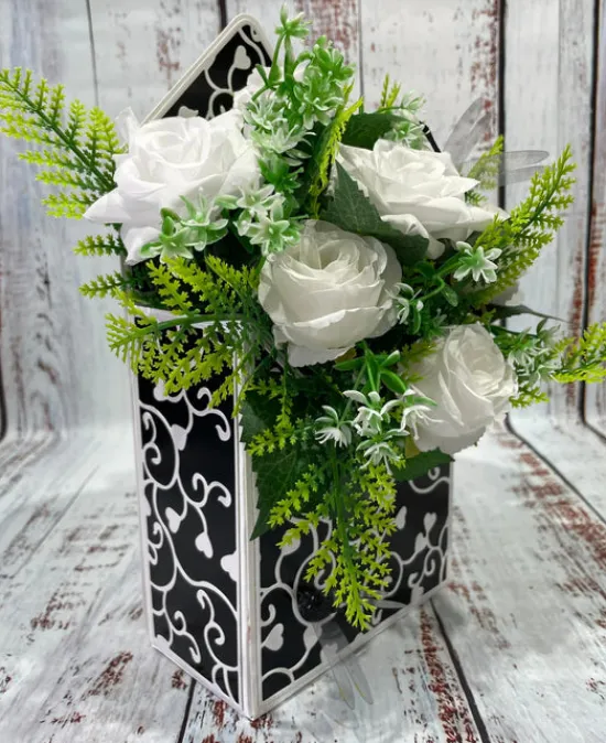Craft Buddy Forever Flowerz Floral Cascade Envelope Box die set Hot