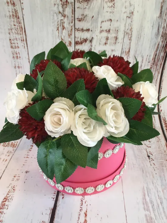 Craft Buddy Royal Roses Forever Flowerz - approx 60 - White Clearance